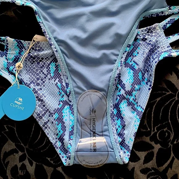 4/$25 NWT Cupshe Mosaic Blue Fish Scale Print Bikini Bottom S - Picture 3 of 7